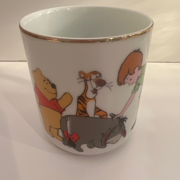 Winnie the Pooh Walt Disney Productions vintage Gold Rim Coffee Mug JAPAN - Picture 9 of 10